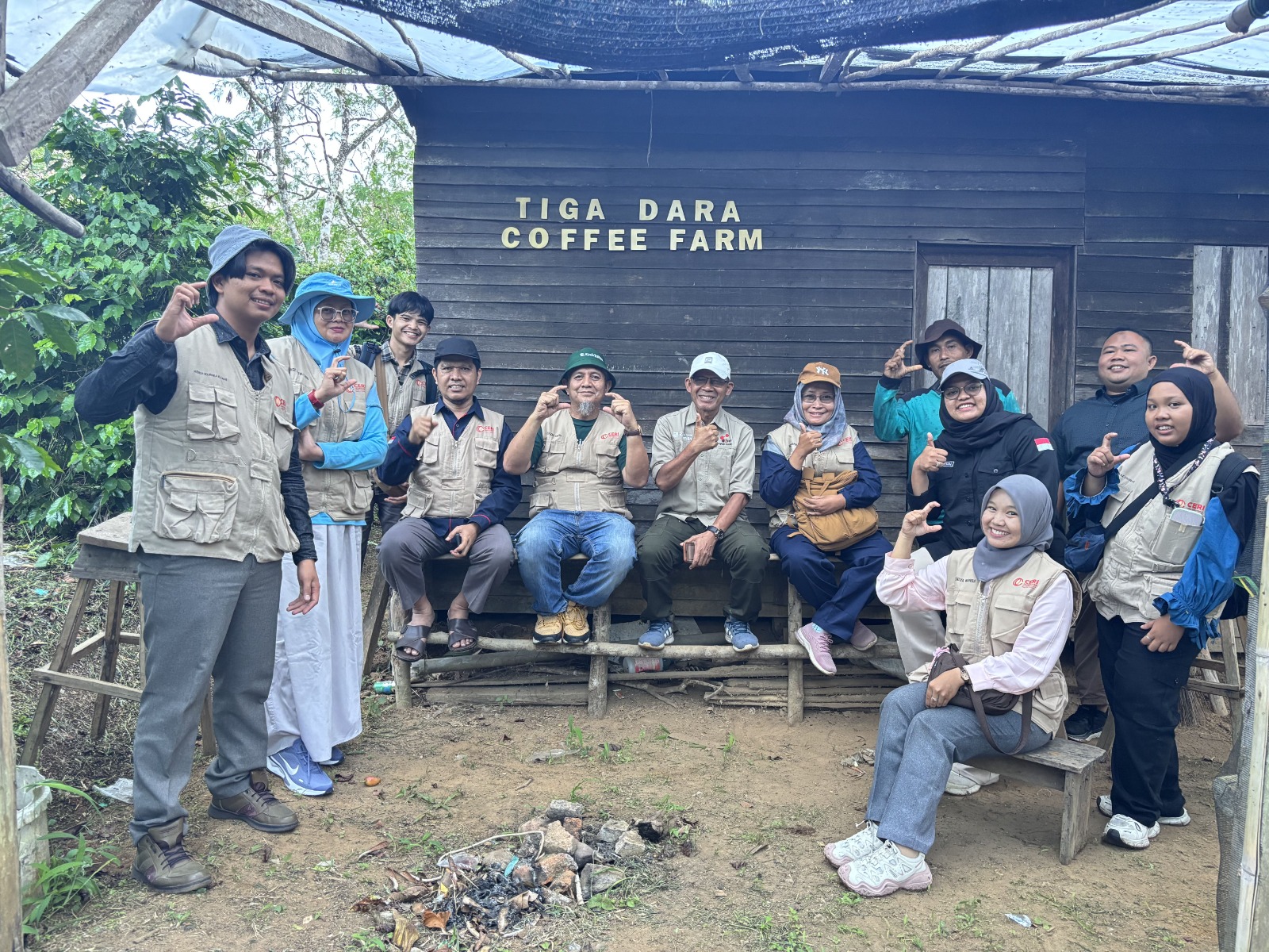 SiNergi Research Team of PPNP and CERI Visits Tiga Dara Organic Coffee Farm, Highlights the Role of Women in the Indonesian Coffee Industry